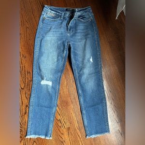 Judy Blue Crop Jeans size 9\29 distressed with country stitching on seams